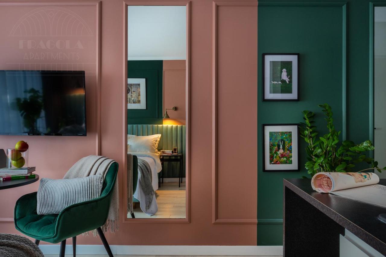 Modern View Of Planty Park Apartment Krakau
