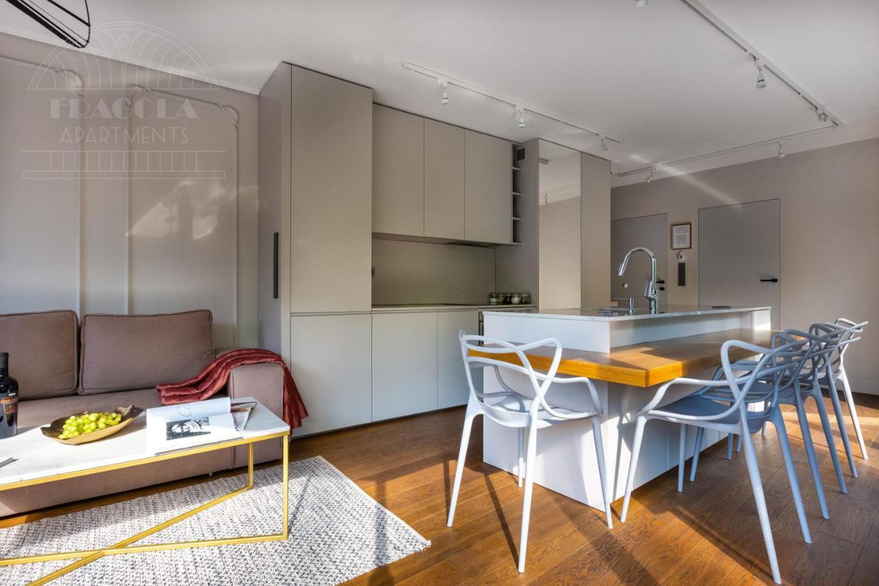 Apartment Modern View Of Planty Park