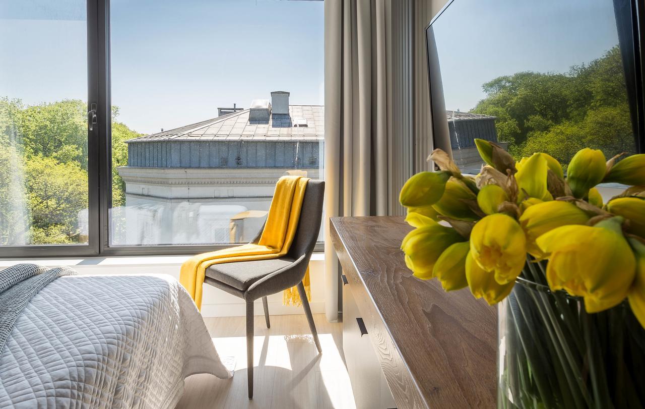 Modern View Of Planty Park Apartment