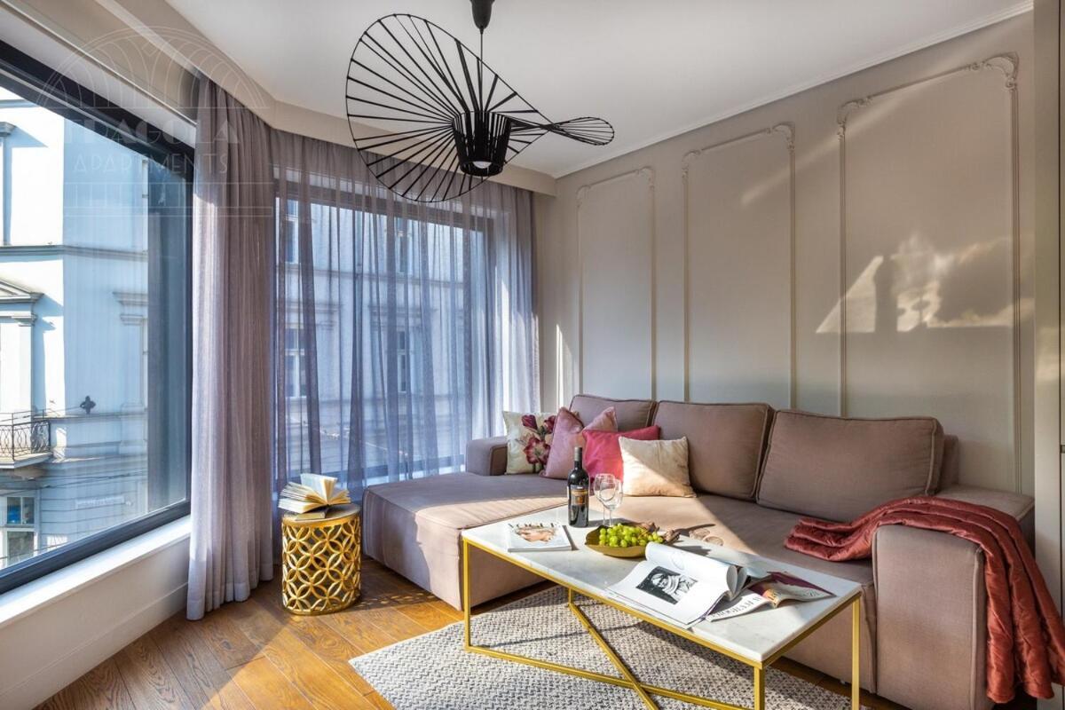 Apartment Modern View Of Planty Park *